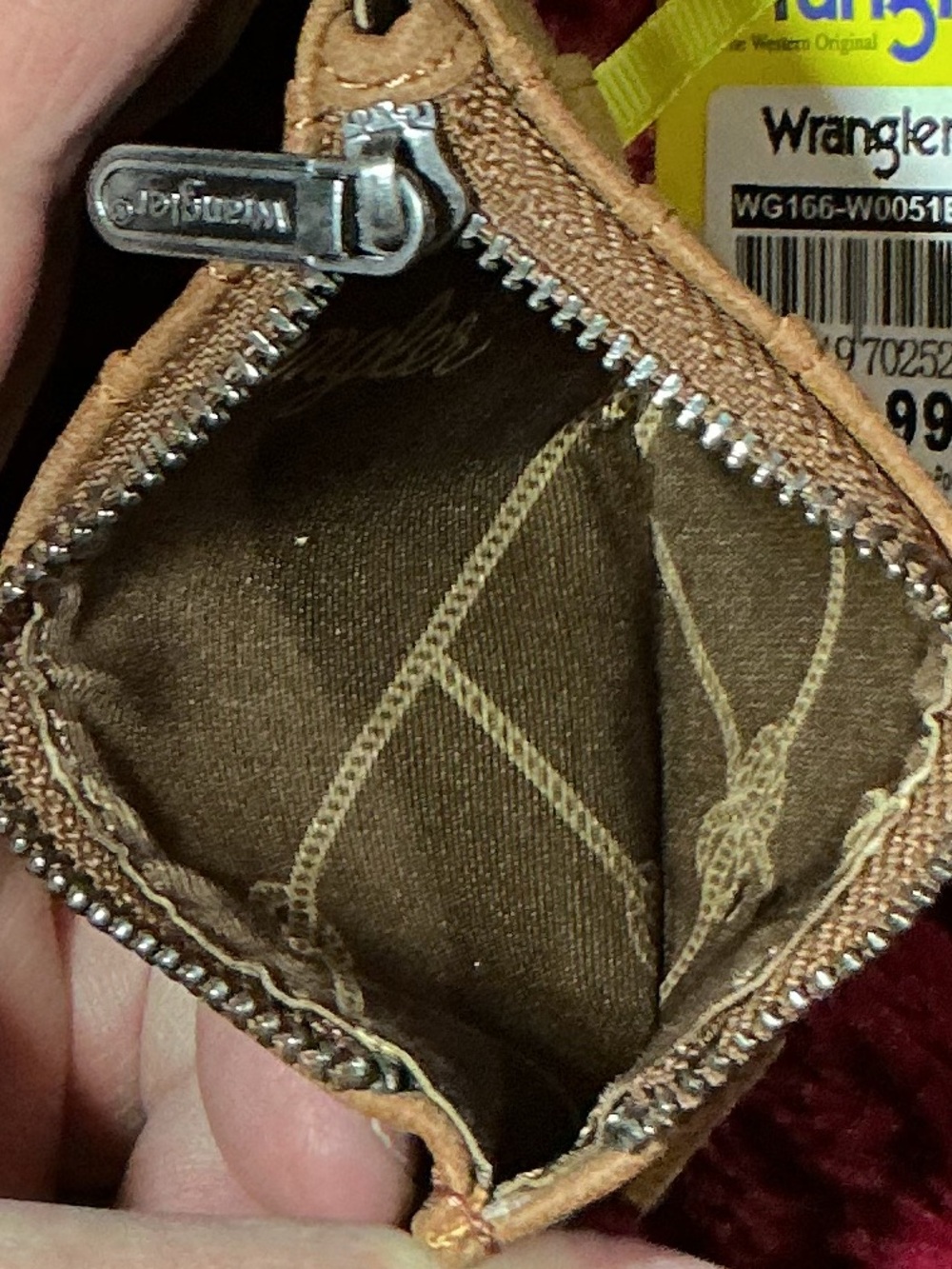 Wrangler Tan Card Holder with Zipper Pocket - Picture 3 of 3